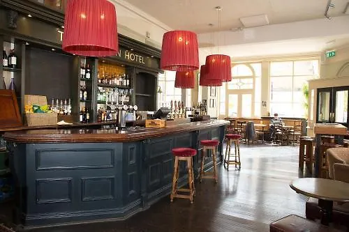 ***  The Station Hotel London United Kingdom